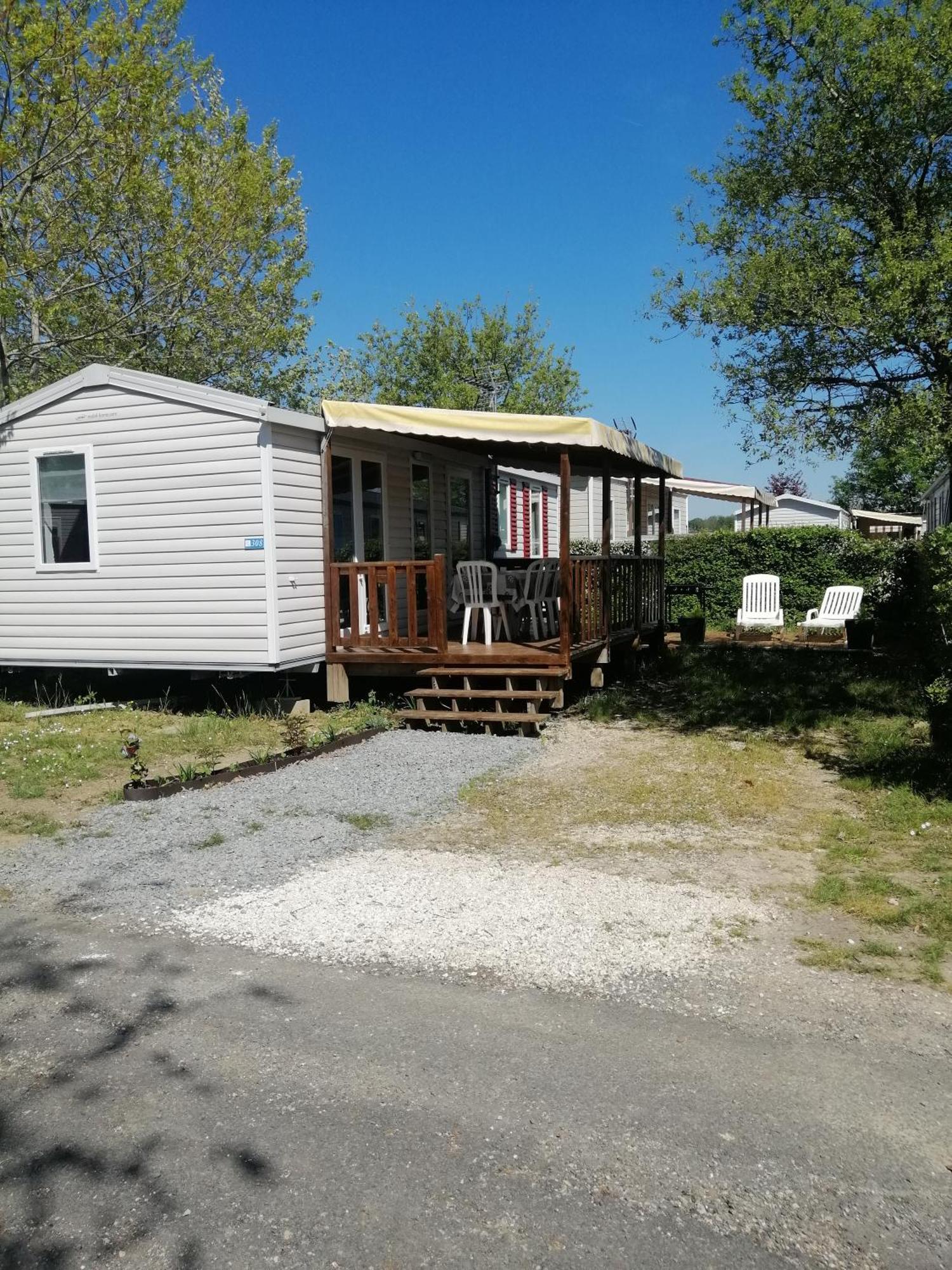 Mhvacances Louent Plusieurs Mobilhomes Dans Camping 4 Etoiles Proche Chateaux Et Zoo Beauval Onzain Exterior photo