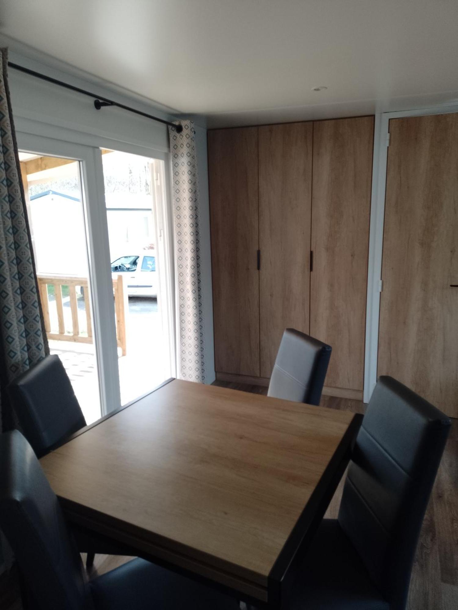 Mhvacances Louent Plusieurs Mobilhomes Dans Camping 4 Etoiles Proche Chateaux Et Zoo Beauval Onzain Exterior photo